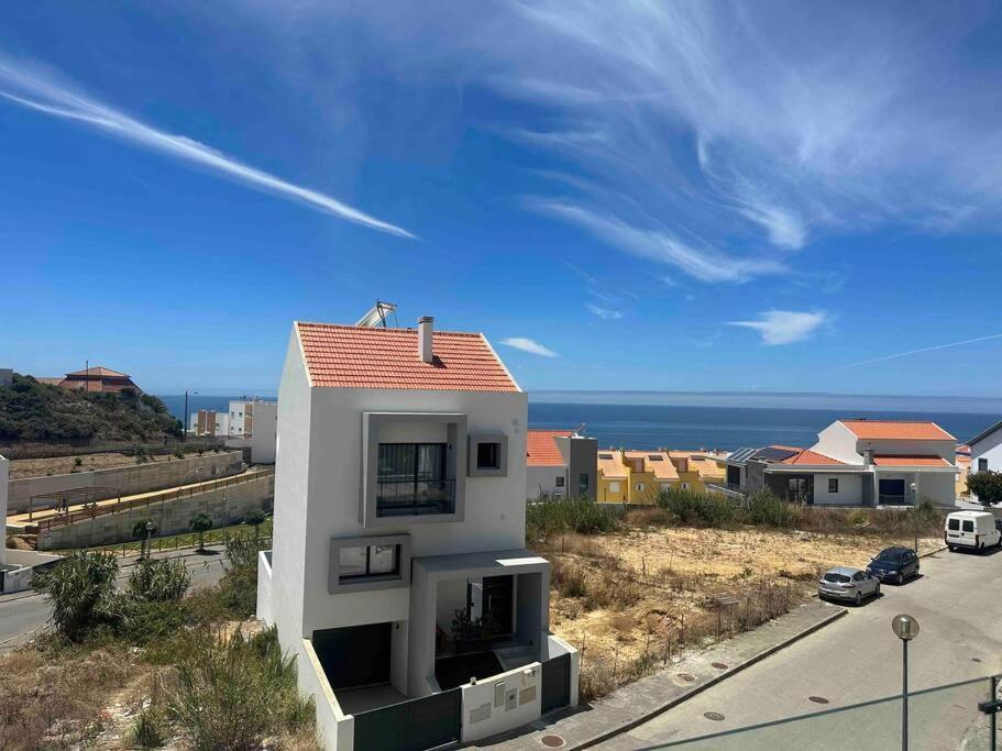 Beach, Ocean View & Bright House 에리세이라 외부 사진