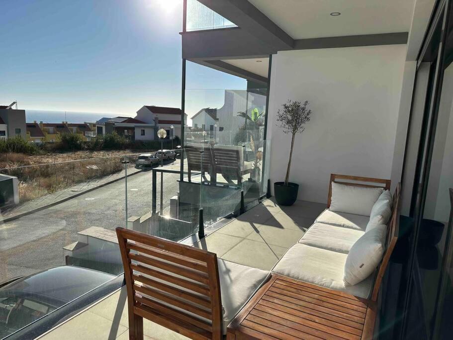 Beach, Ocean View & Bright House 에리세이라 외부 사진